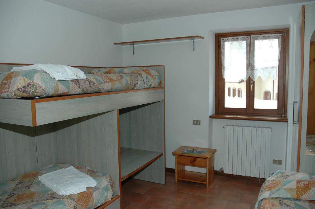 Casa Vacanze Ca' De Val Campodolcino Oda fotoğraf