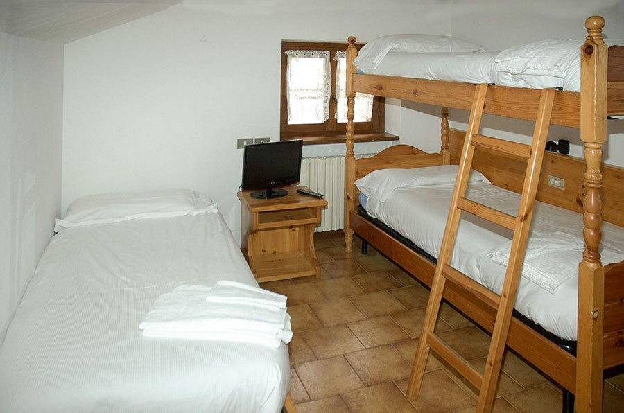 Casa Vacanze Ca' De Val Campodolcino Dış mekan fotoğraf