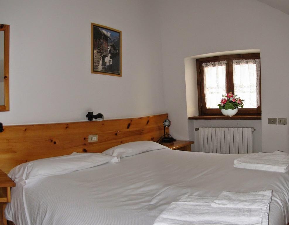 Casa Vacanze Ca' De Val Campodolcino Oda fotoğraf