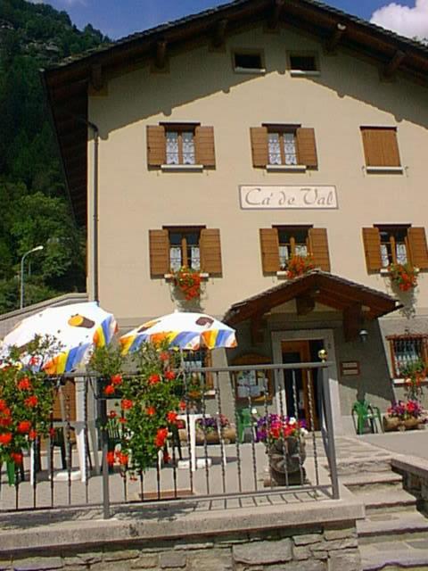 Casa Vacanze Ca' De Val Campodolcino Dış mekan fotoğraf