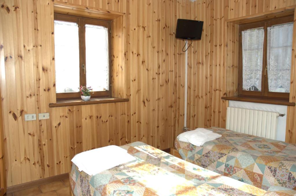 Casa Vacanze Ca' De Val Campodolcino Dış mekan fotoğraf