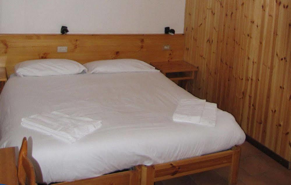 Casa Vacanze Ca' De Val Campodolcino Dış mekan fotoğraf